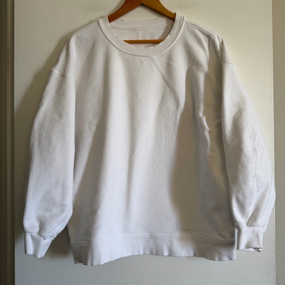 lululemon athletica Tops - Lululemon Athletica White Perfectly Oversized Crewneck Sweatshirt size XL EUC
